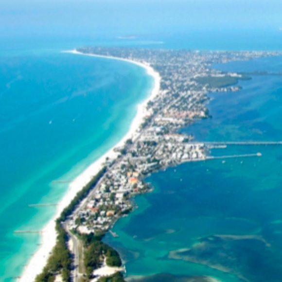 Meet your Posher, Kimberly - Picture 5 of 8